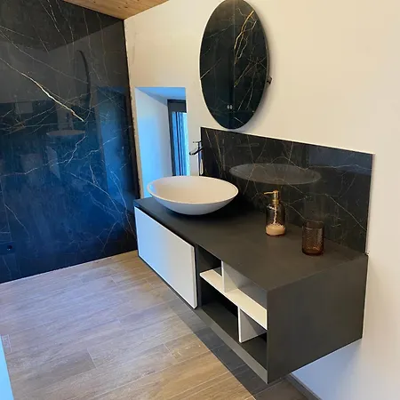 Il Borghetto 3* Montedinove