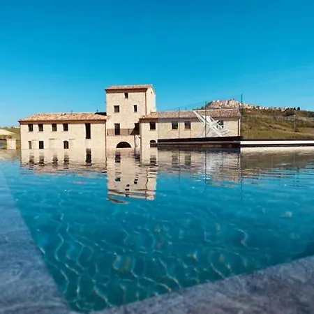 Il Borghetto 3* Montedinove